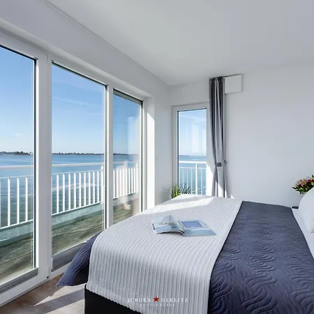 Ostseewind: Wasserblick, Finnische Sauna, Whirlwanne, Kamin, 2 Parkplaetze 奥尔本尼兹