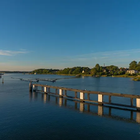 Ostseewind: Wasserblick, Finnische Sauna, Whirlwanne, Kamin, 2 Parkplaetze